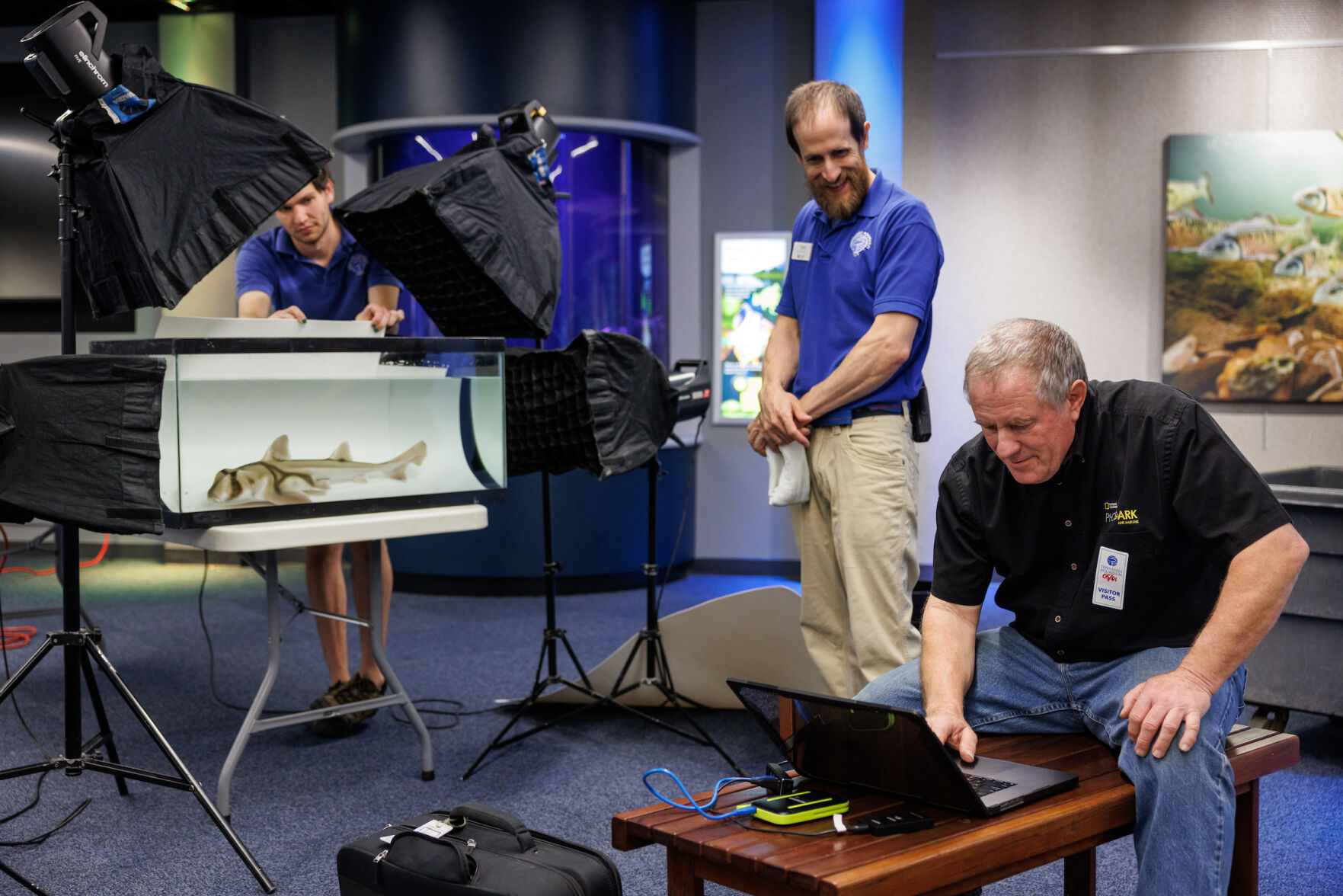Joel Sartore and Kyle McPheeters at the Tennessee Aquarium.jpg